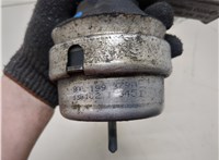  Подушка крепления двигателя Volkswagen Passat 5 2000-2005 20336608 #2