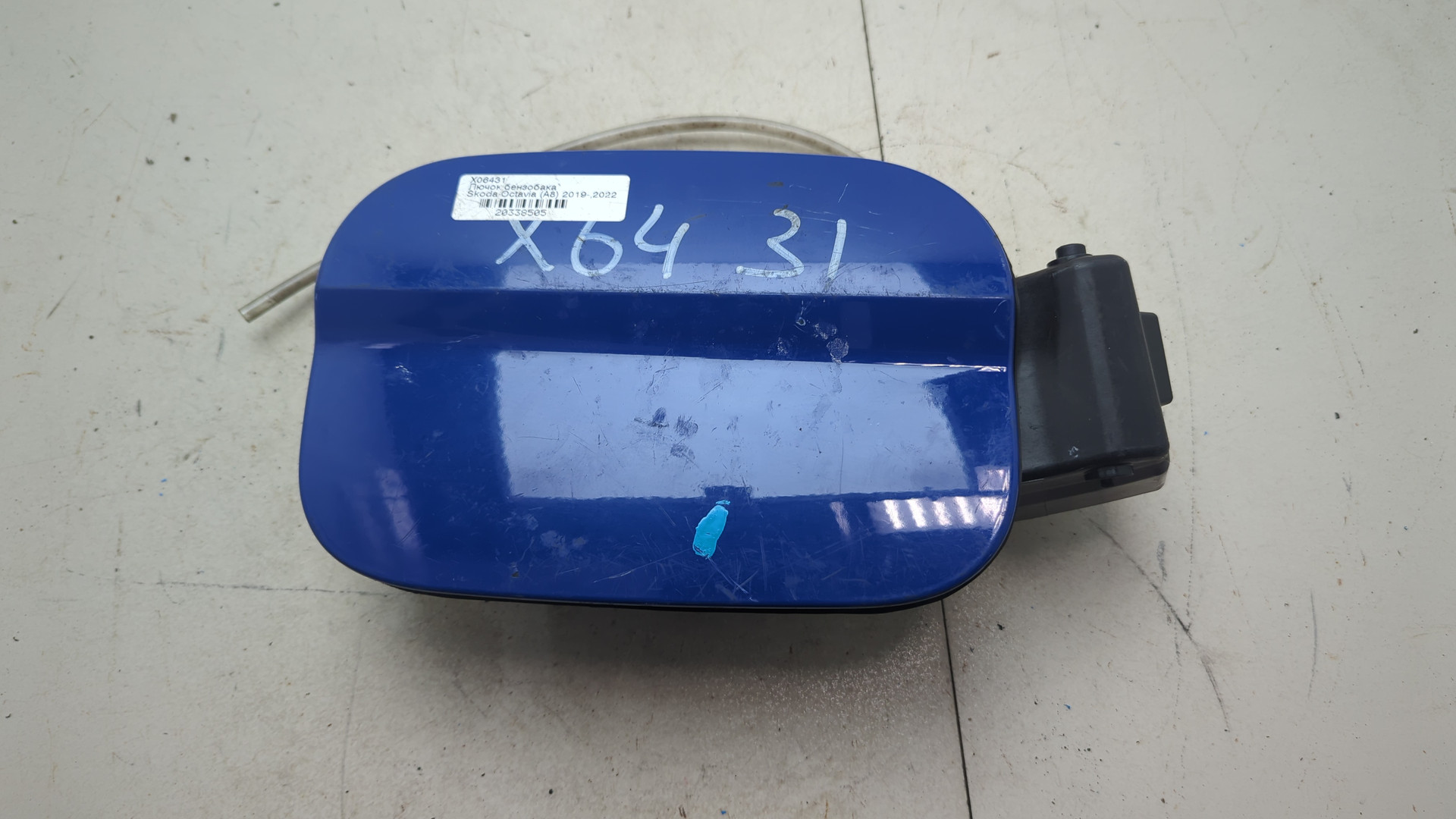 Лючок бензобака