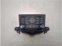  Панель управления магнитолой Chevrolet Cruze 2009-2015 20342577 #1
