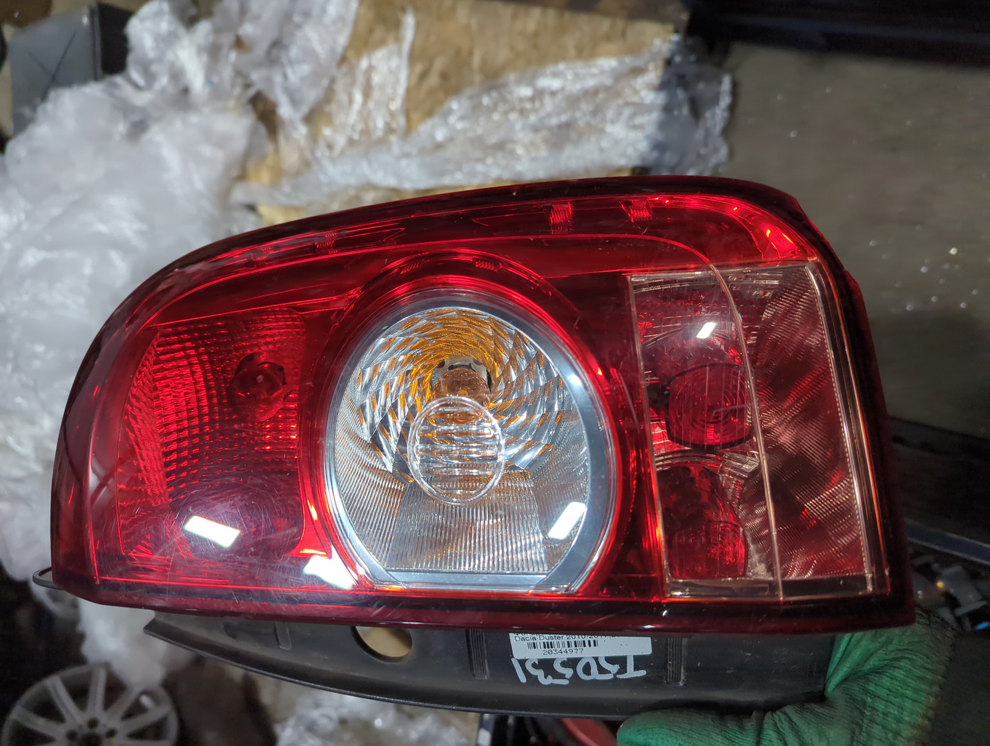 Фонарь задний правый