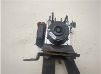  Блок АБС, насос (ABS, ESP, ASR) Toyota Yaris 2005-2011 20345514 #1