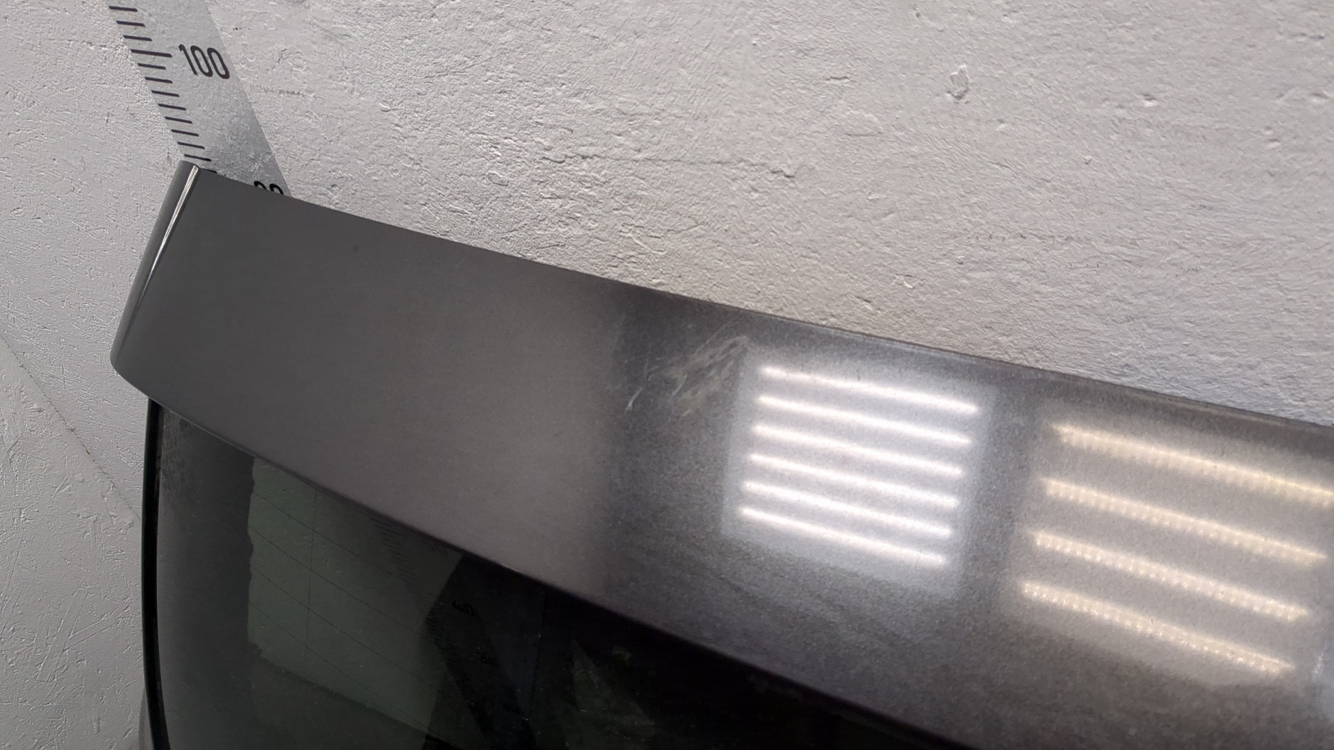 Дверь багажника