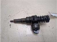 038130073BR Форсунка топливная Volkswagen Caddy 2004-2010 20348716 #1