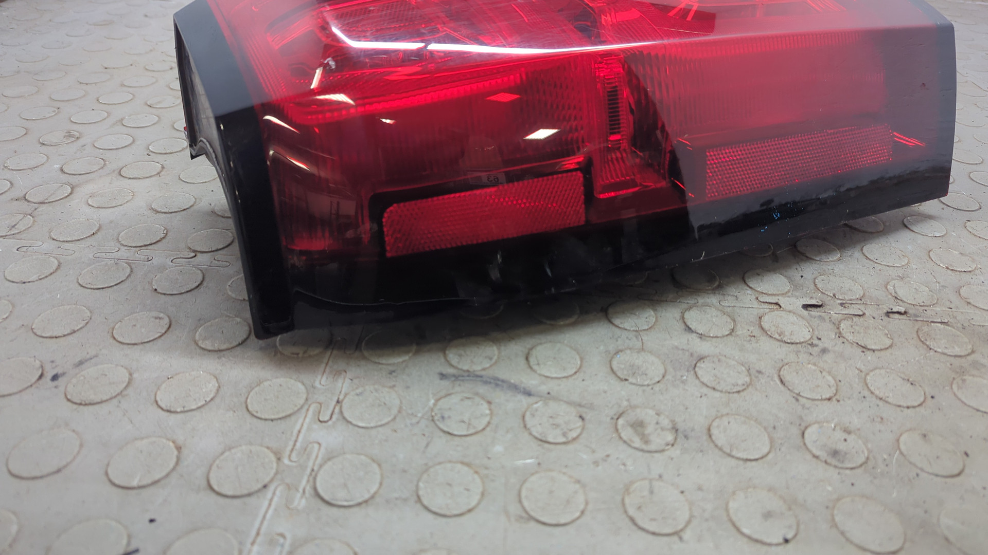 Фонарь задний левый