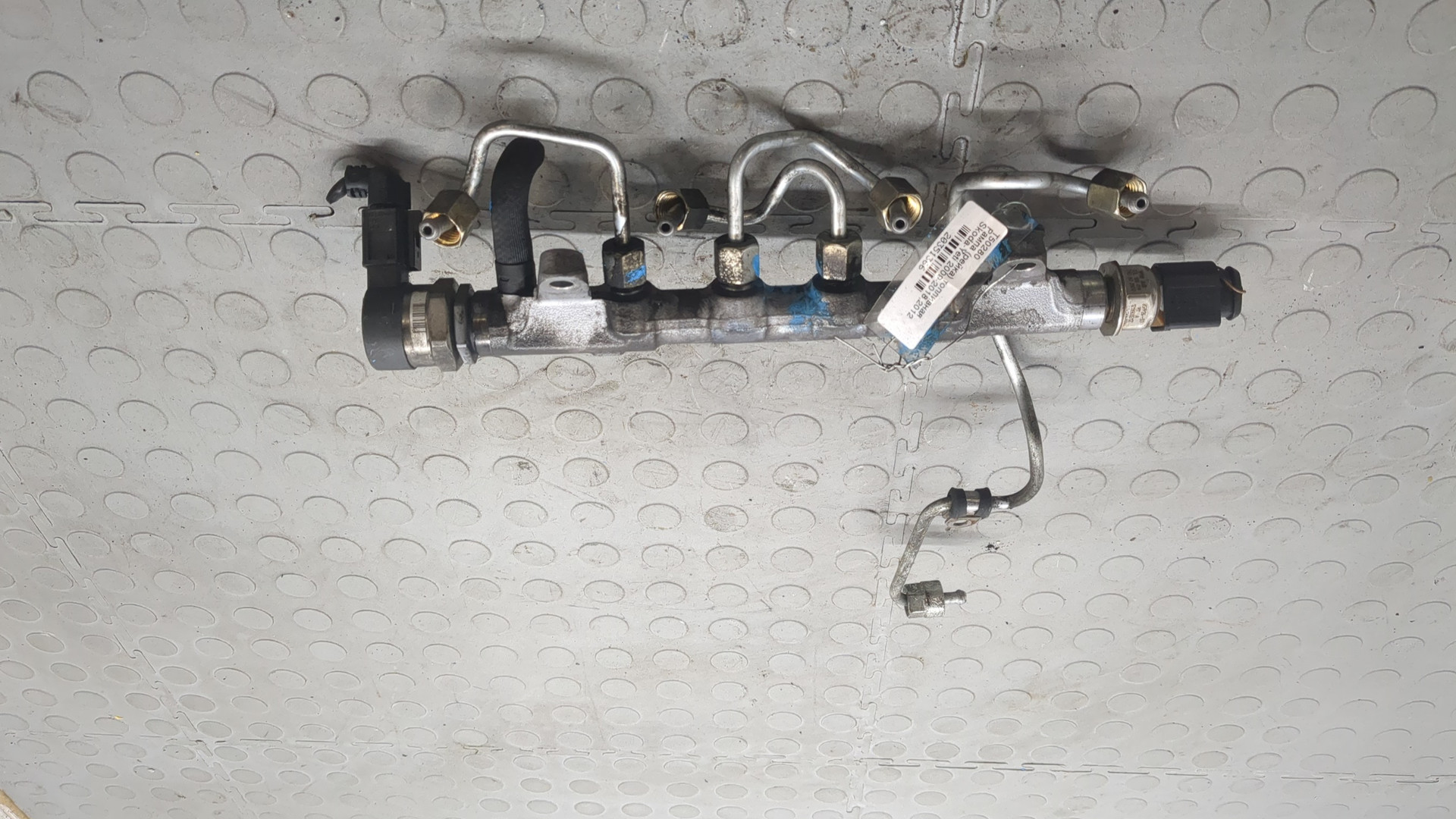 Рейка топливная (рампа)