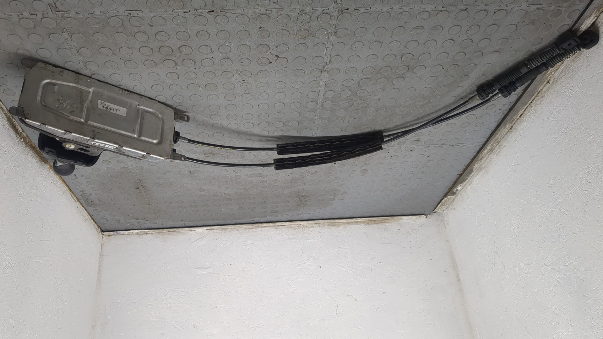 Кулиса МКПП / АКПП