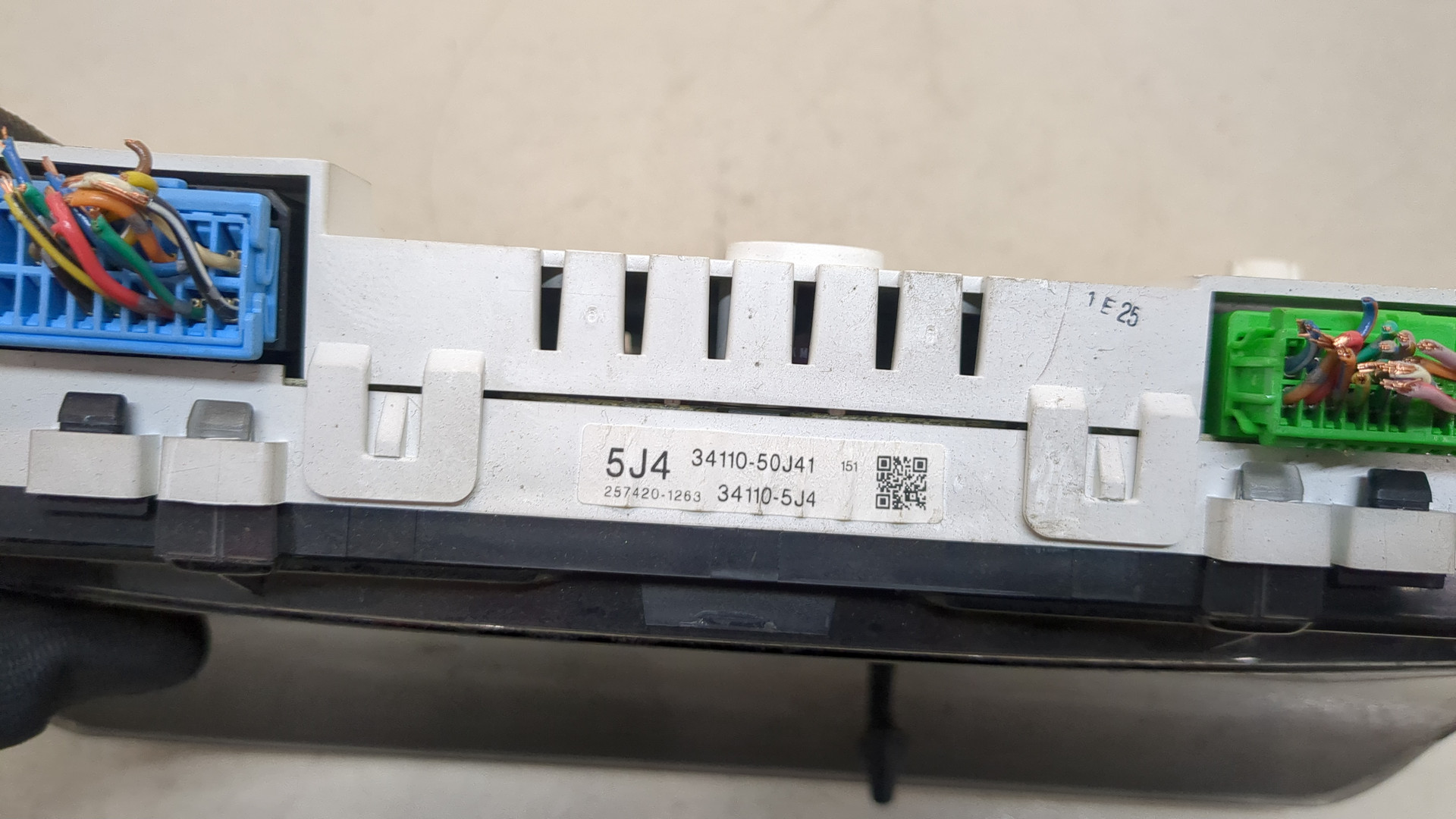 Панель приборов