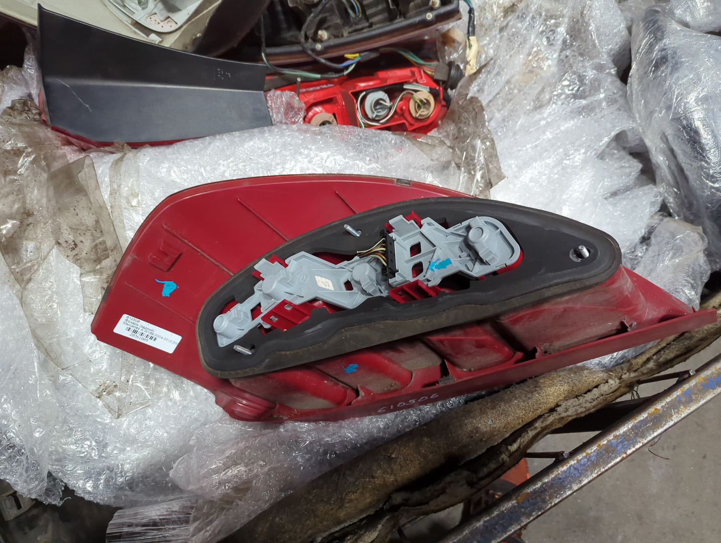 Фонарь задний левый