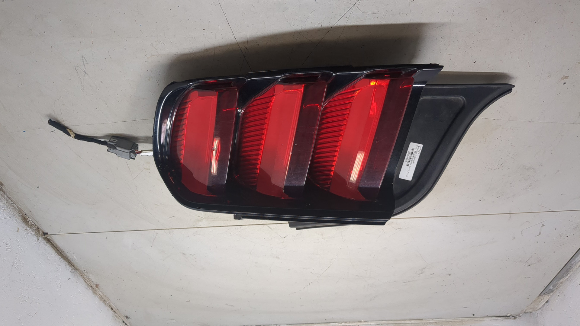 Фонарь задний правый