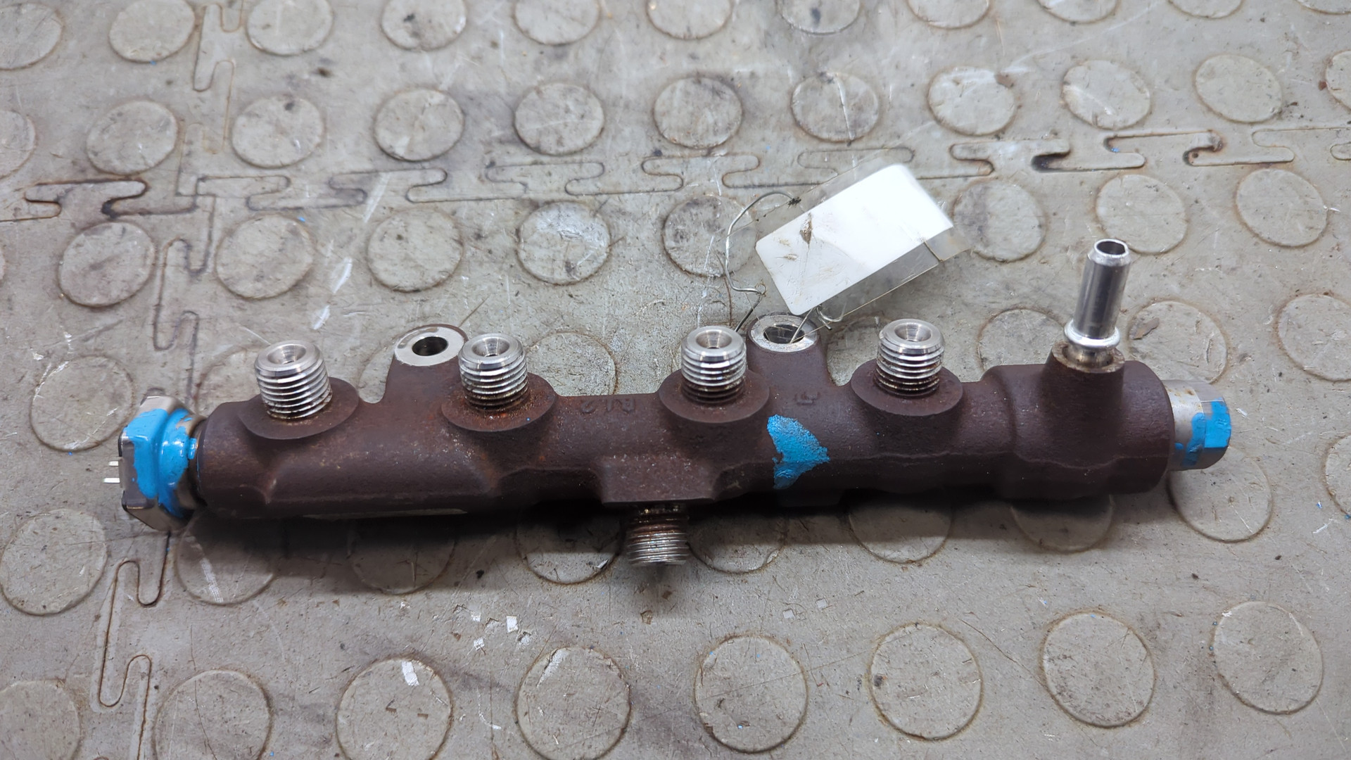 Рейка топливная (рампа)