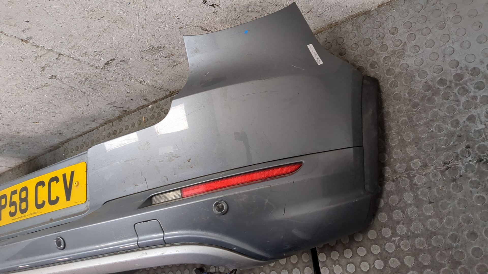 Бампер задний