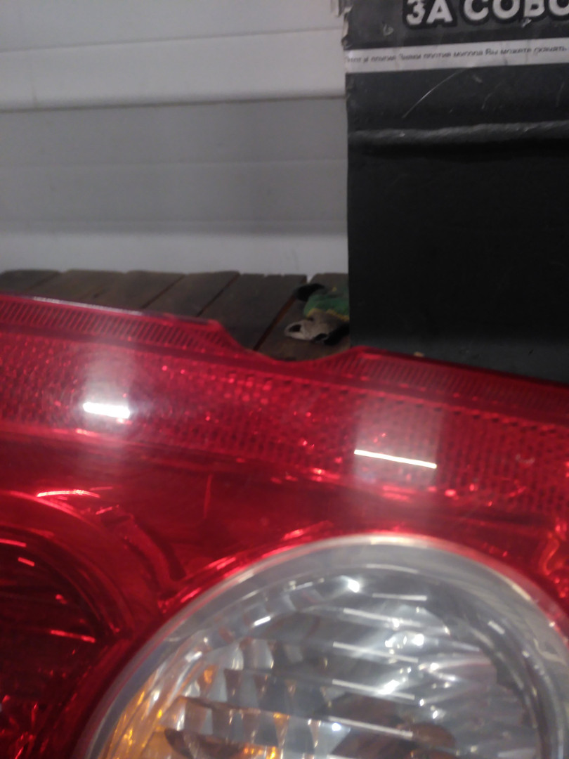 Фонарь задний правый