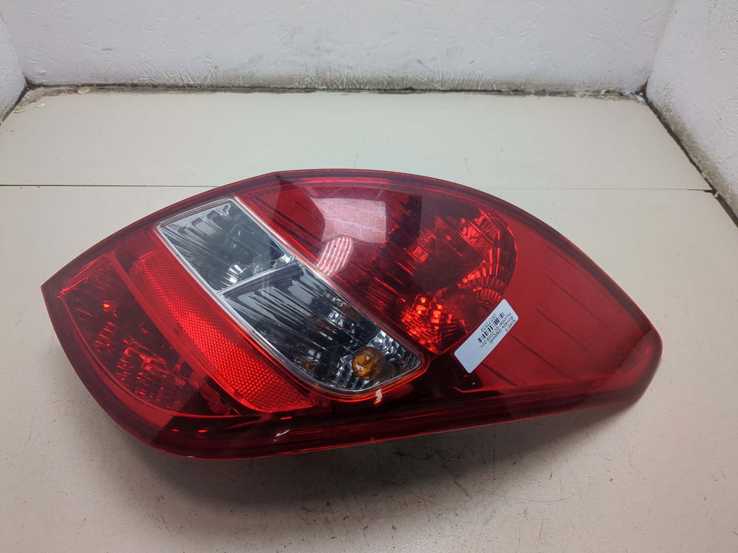 Фонарь задний правый