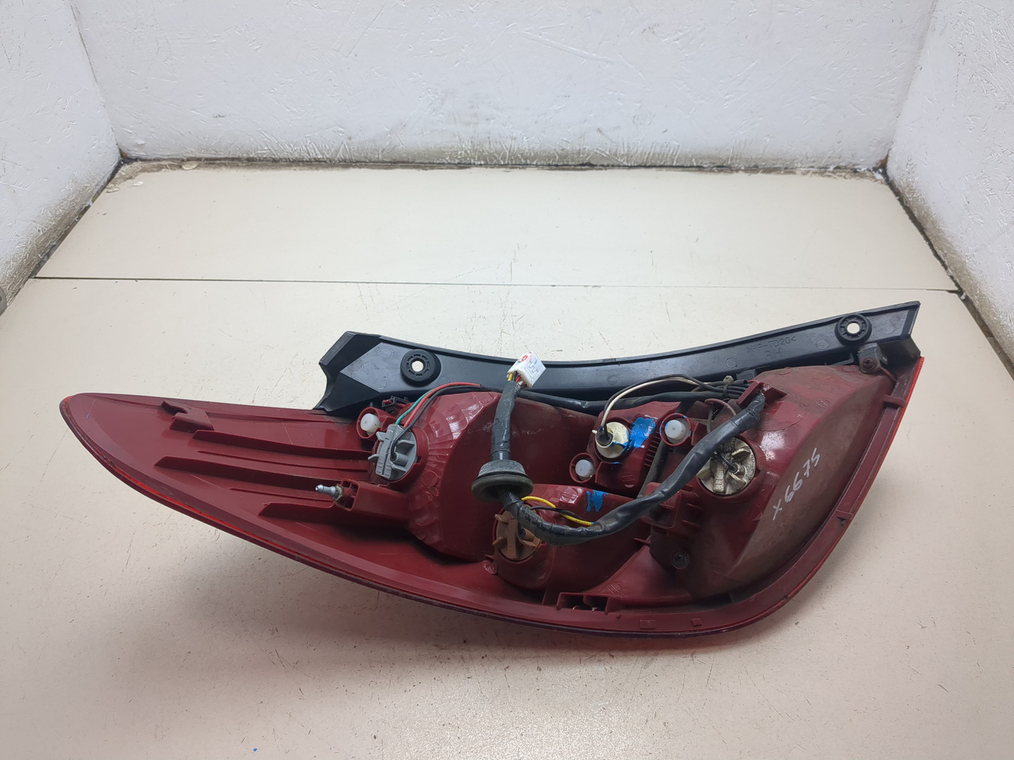 Фонарь задний правый