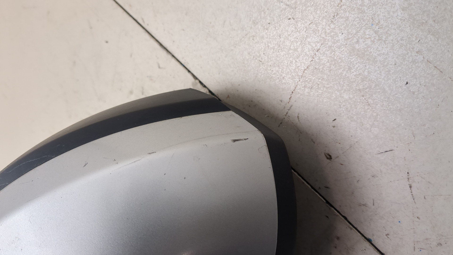 Зеркало правое электрическое