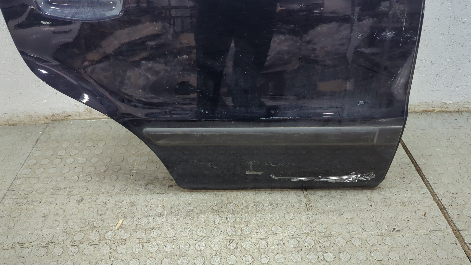 Дверь задняя правая