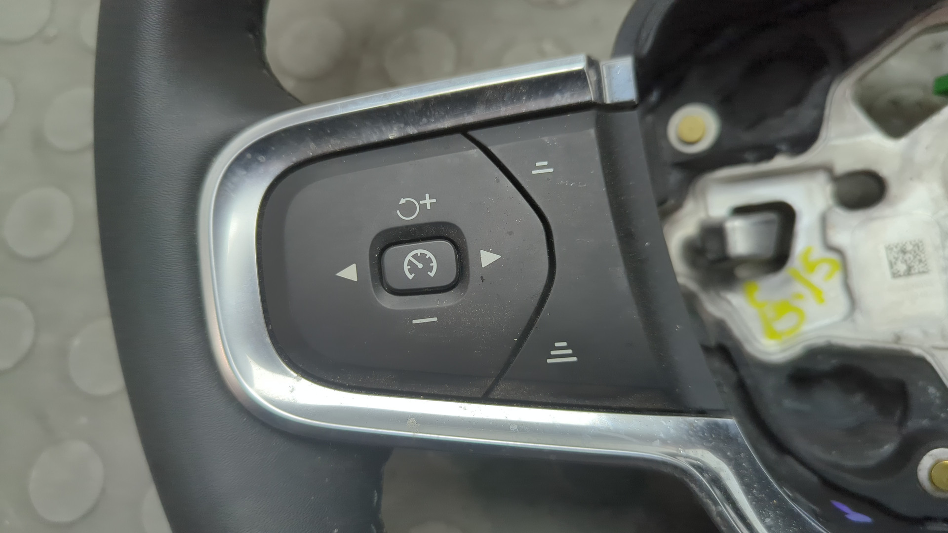 Рулевое колесо (руль)