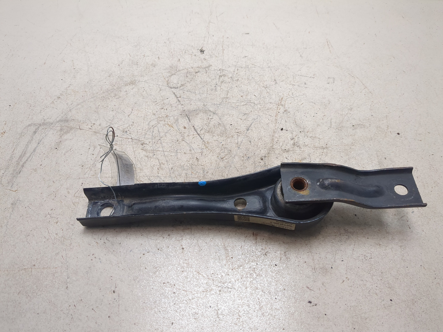 Опора КПП левая