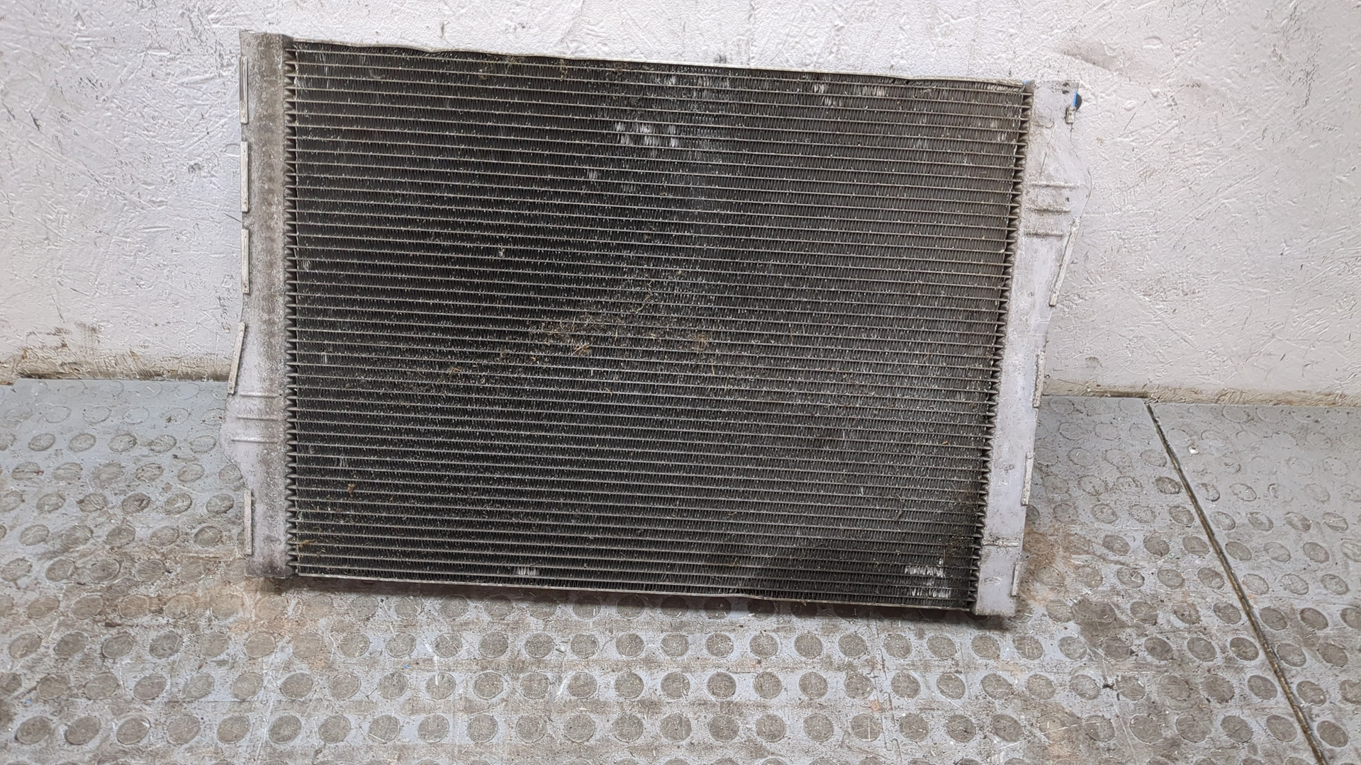 Радиатор охлаждения двигателя основной