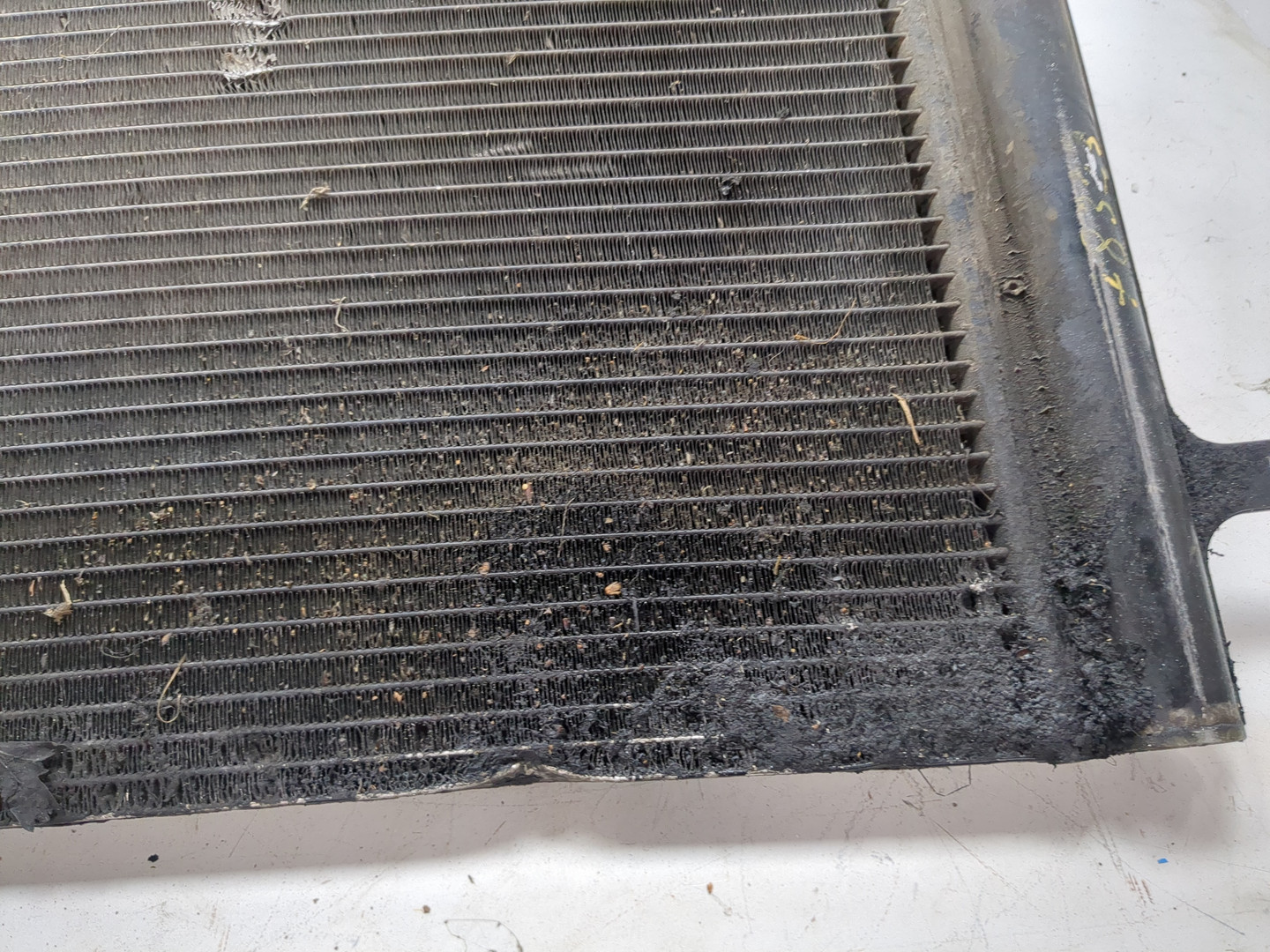 Радиатор кондиционера / конденсер