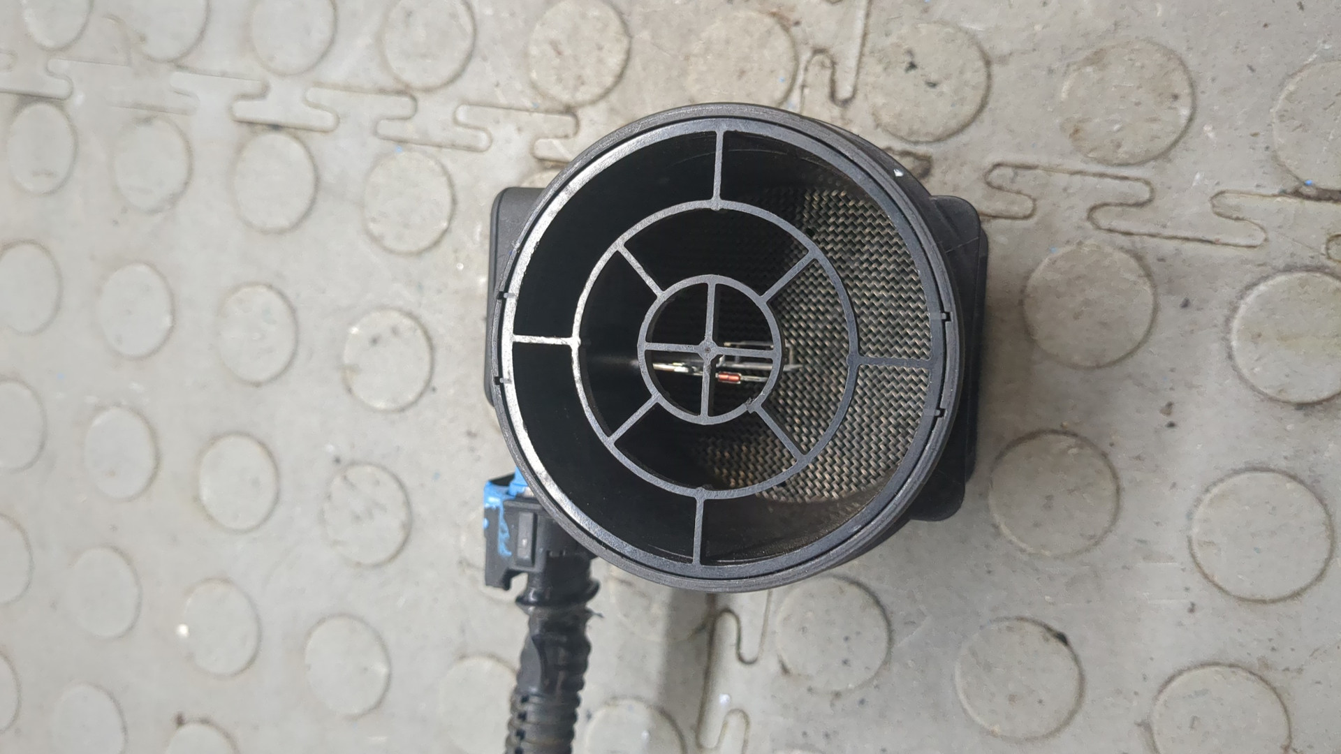 Расходомер воздуха (ДМРВ)