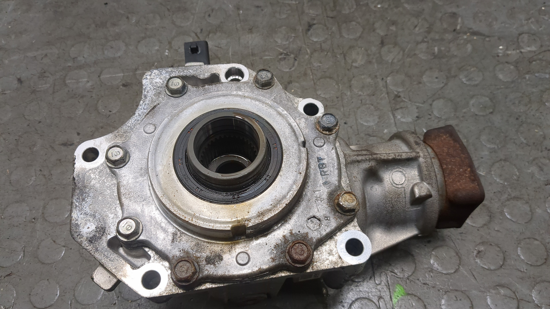 Коробка раздаточная