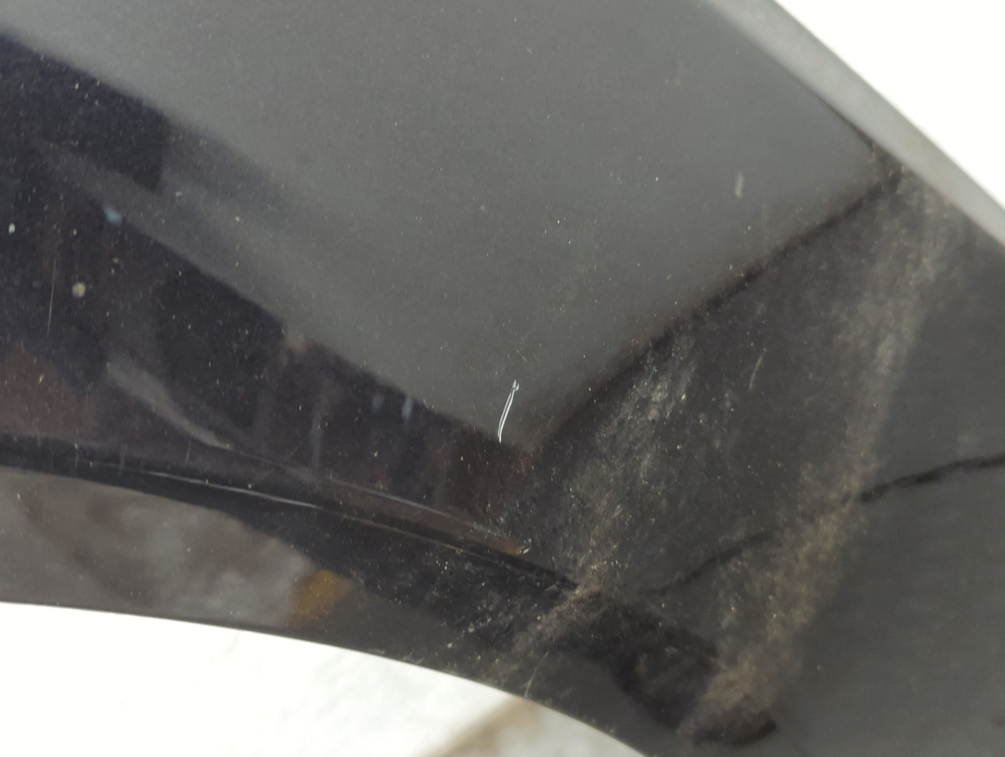 Крыло переднее левое