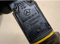 A6110940048 Измеритель потока воздуха (расходомер) Mercedes C W203 2000-2007 20397448 #3