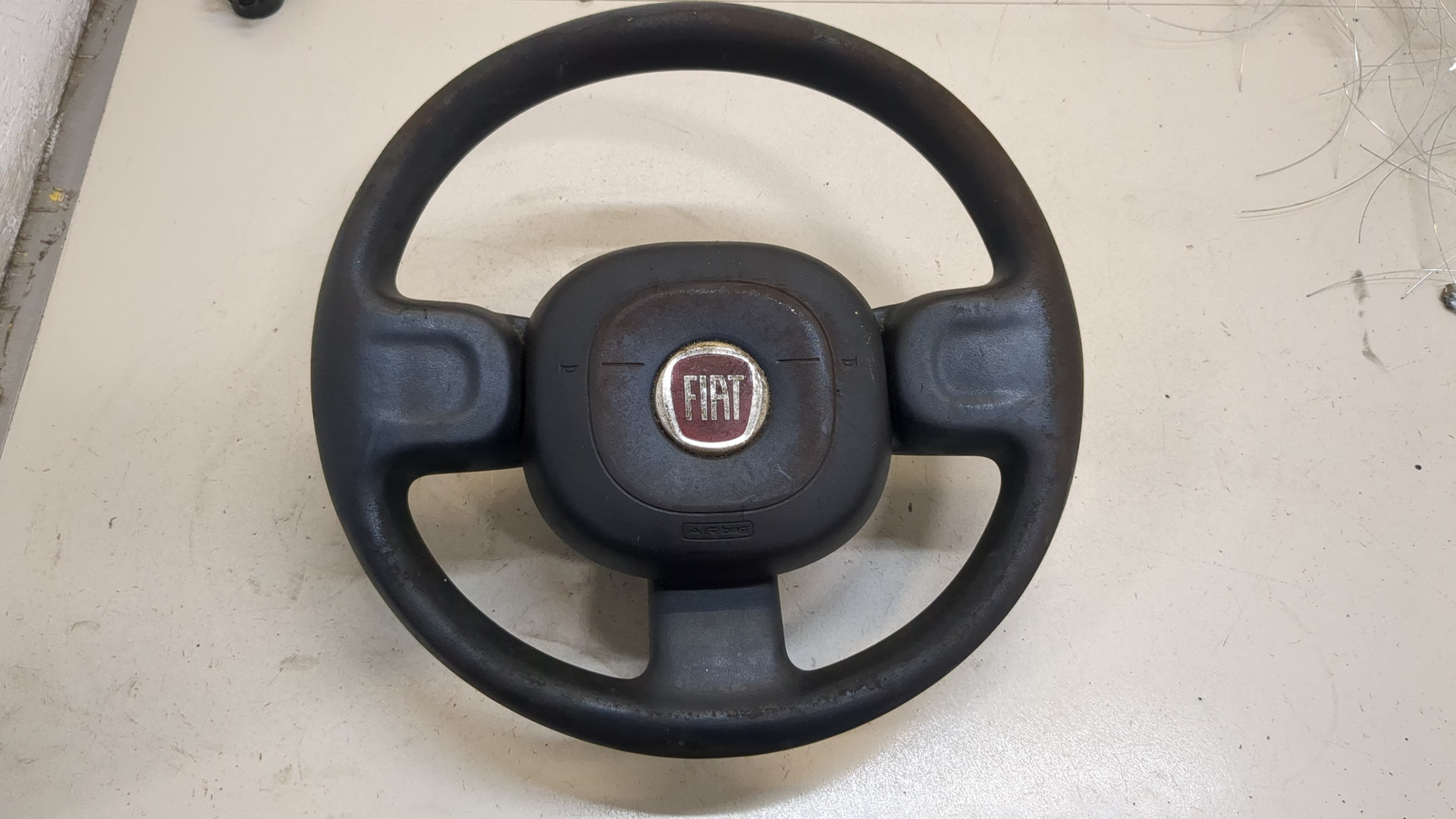 Рулевое колесо (руль)