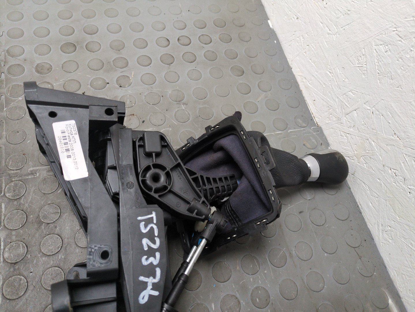 Кулиса МКПП / АКПП