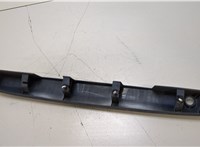 88969845 Накладка крышки багажника (двери) Pontiac Vibe 1 2002-2008 20402978 #5