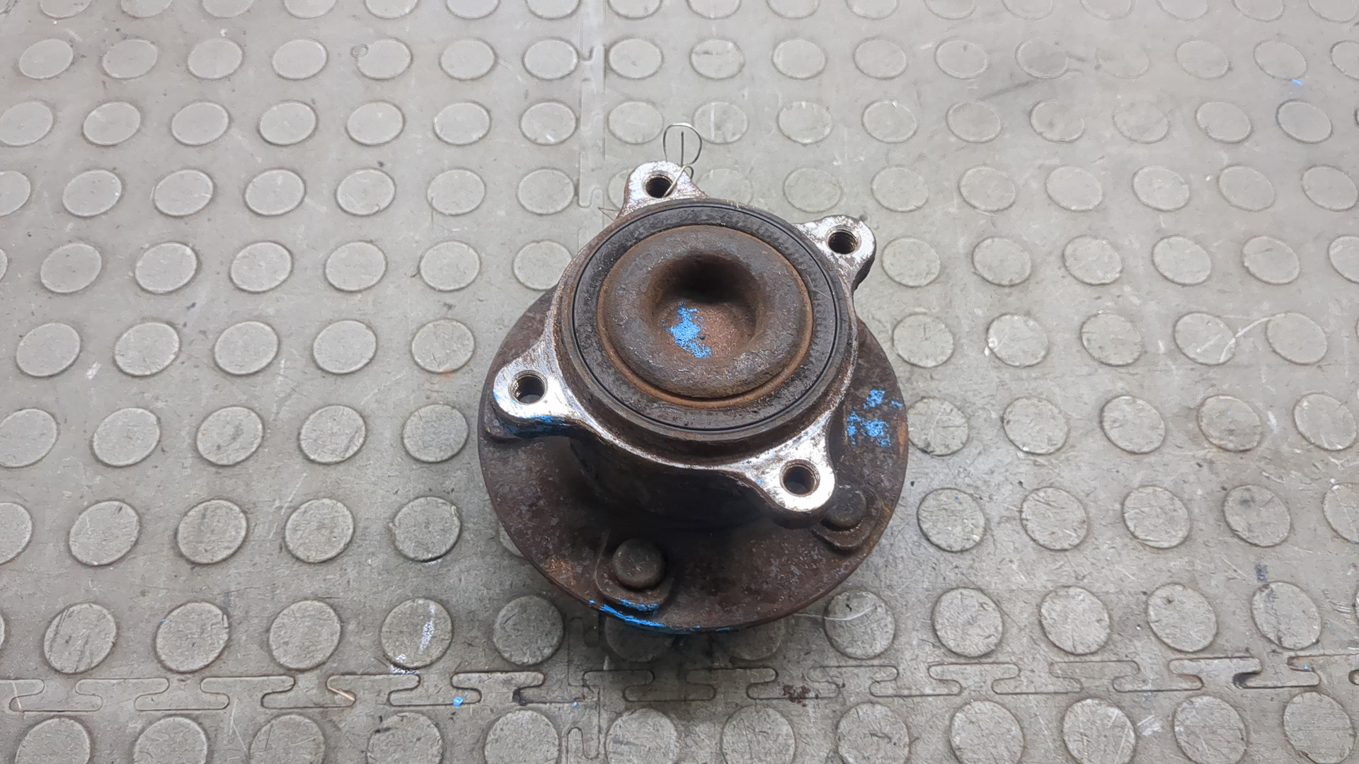 Кулак поворотный задний правый