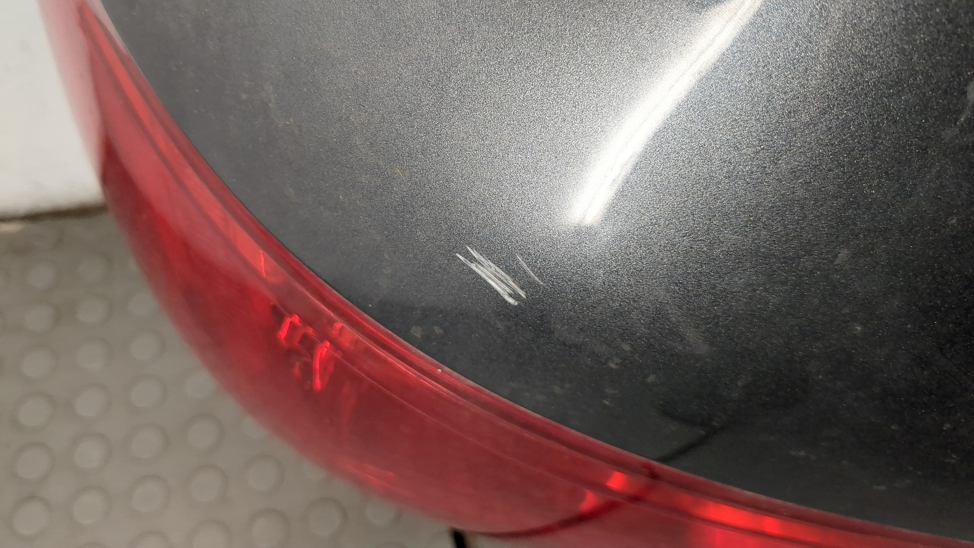 Дверь багажника