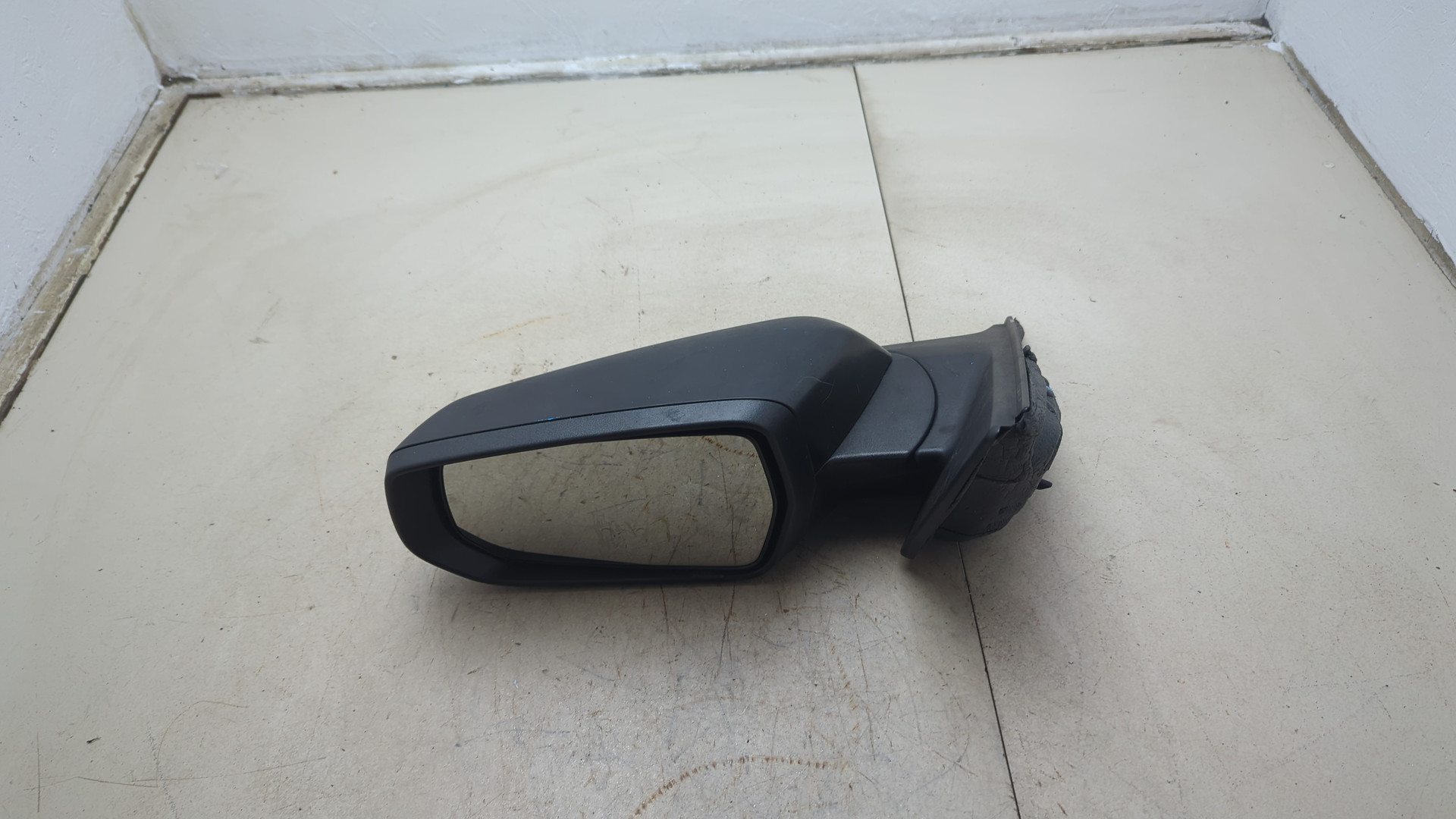 Зеркало левое электрическое