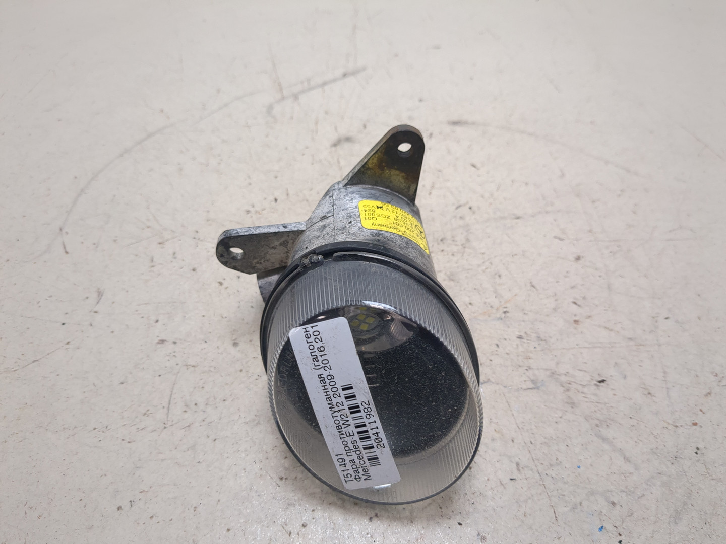 Фара противотуманная правая