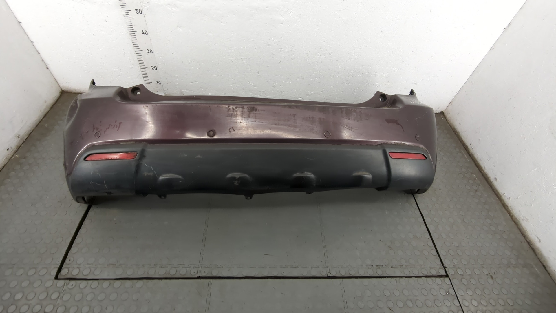 Бампер задний