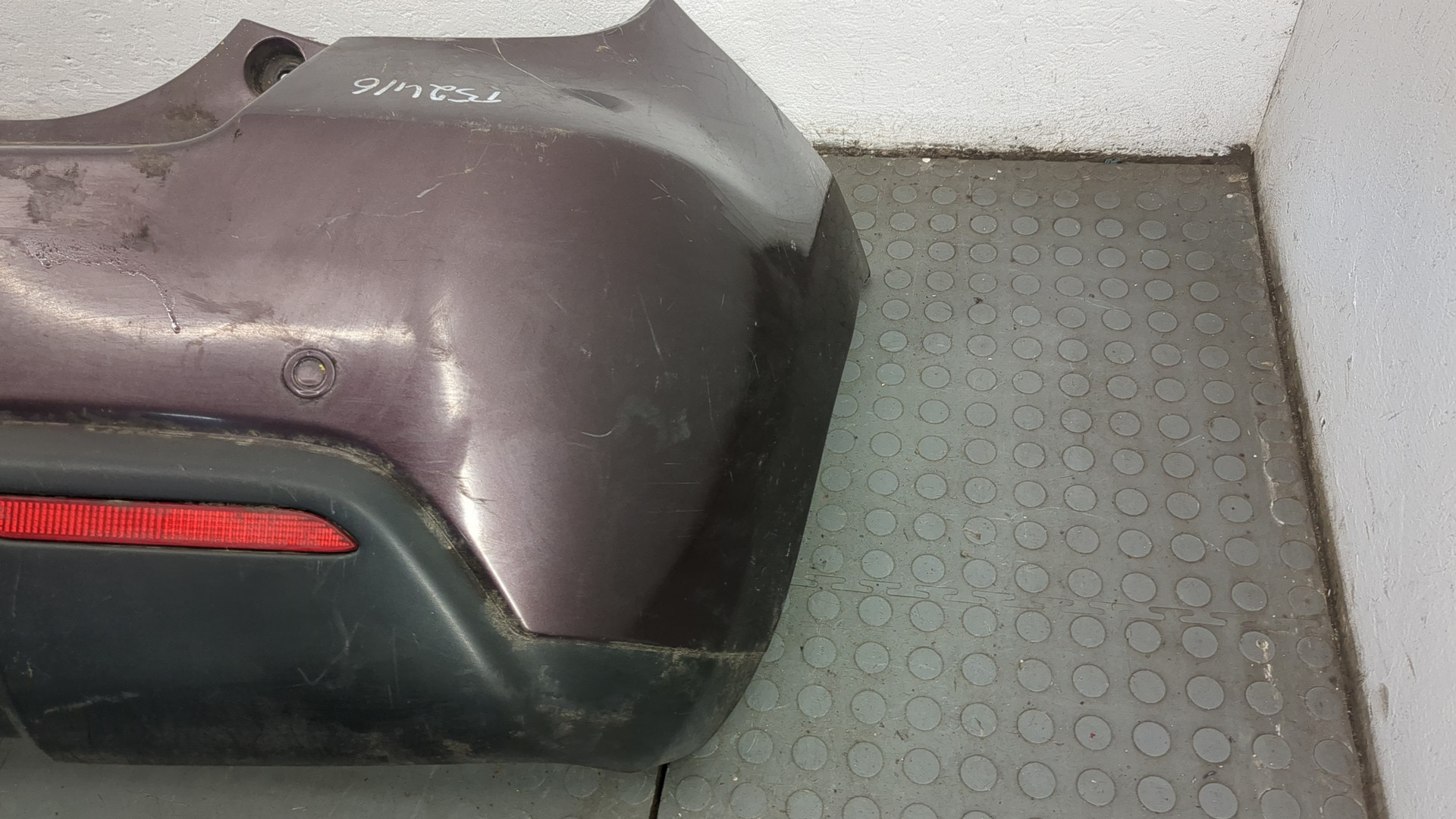 Бампер задний