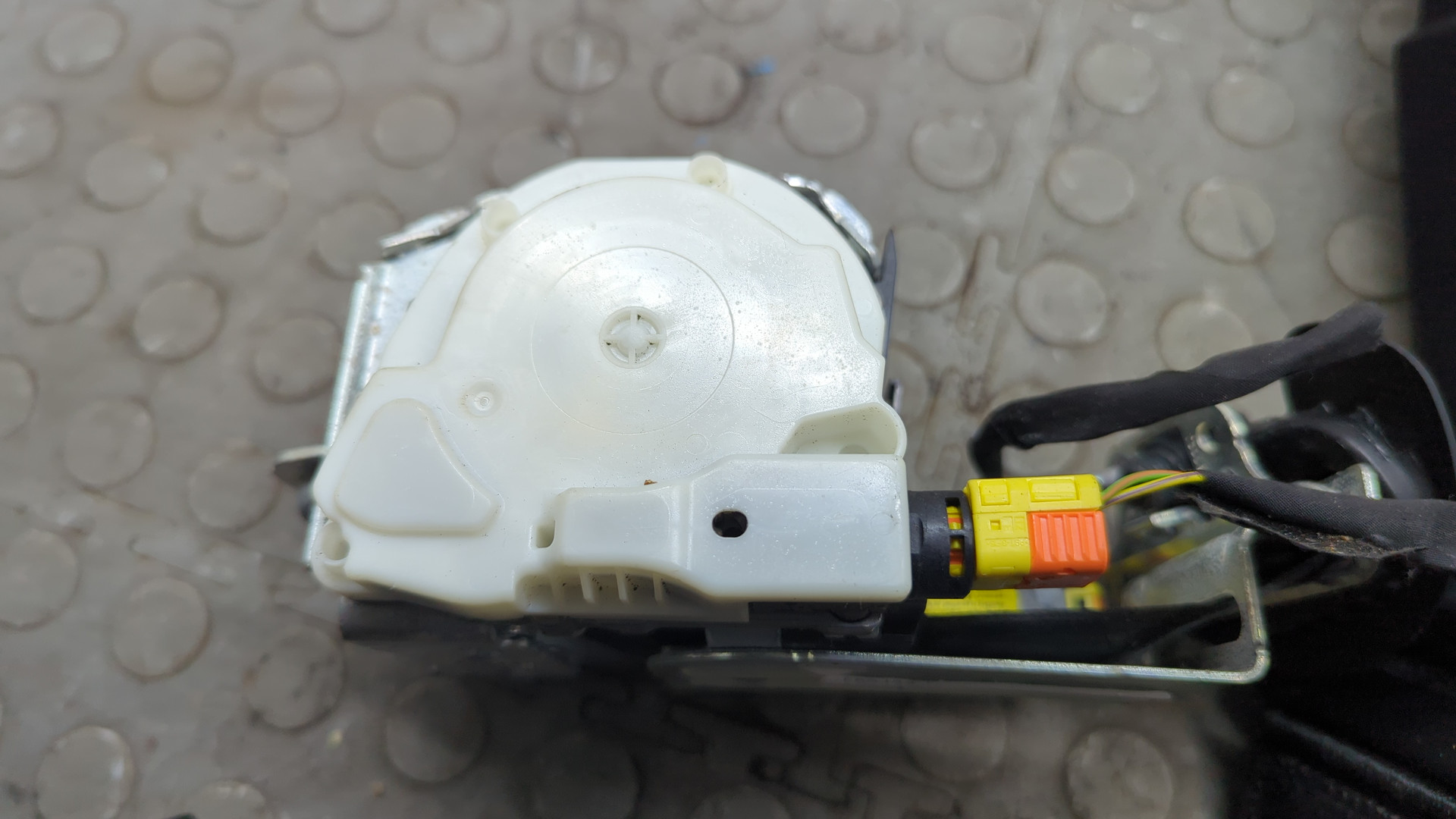 Ремень безопасности