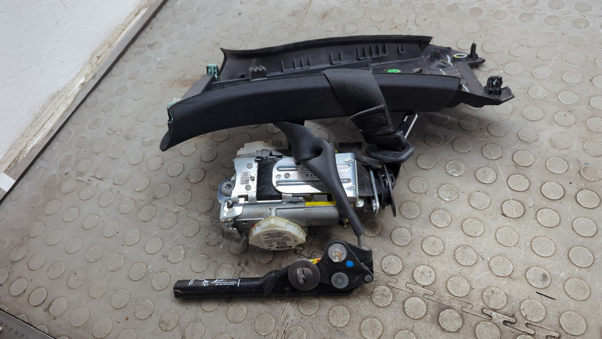 Ремень безопасности