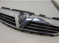  Решетка радиатора Opel Zafira B 2005-2012 20412978 #1