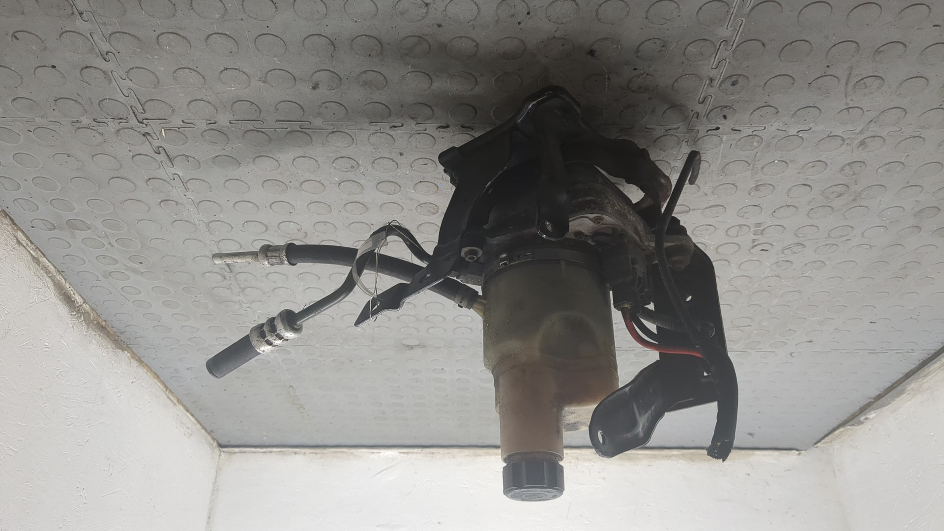 Насос ГУР (гидроусилитель руля)