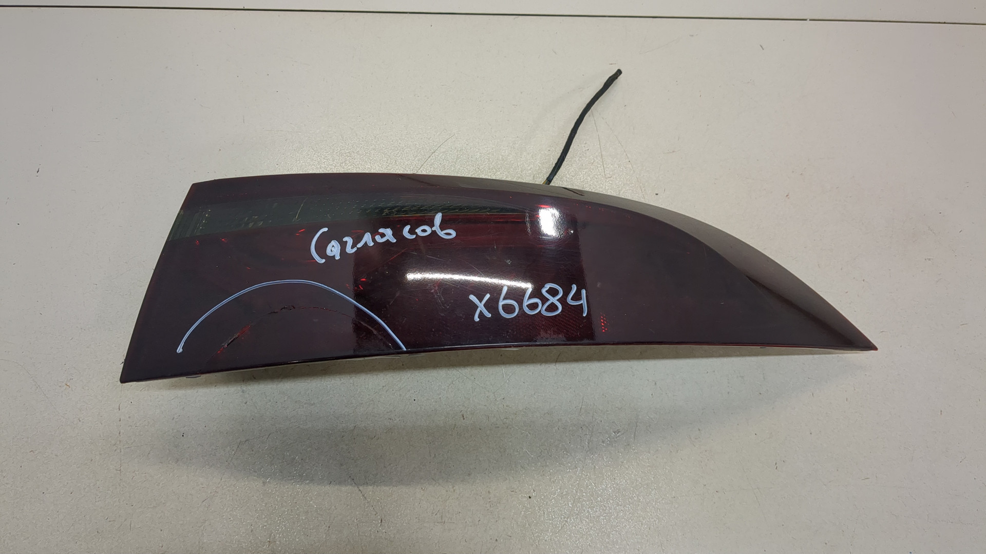 Фонарь задний правый