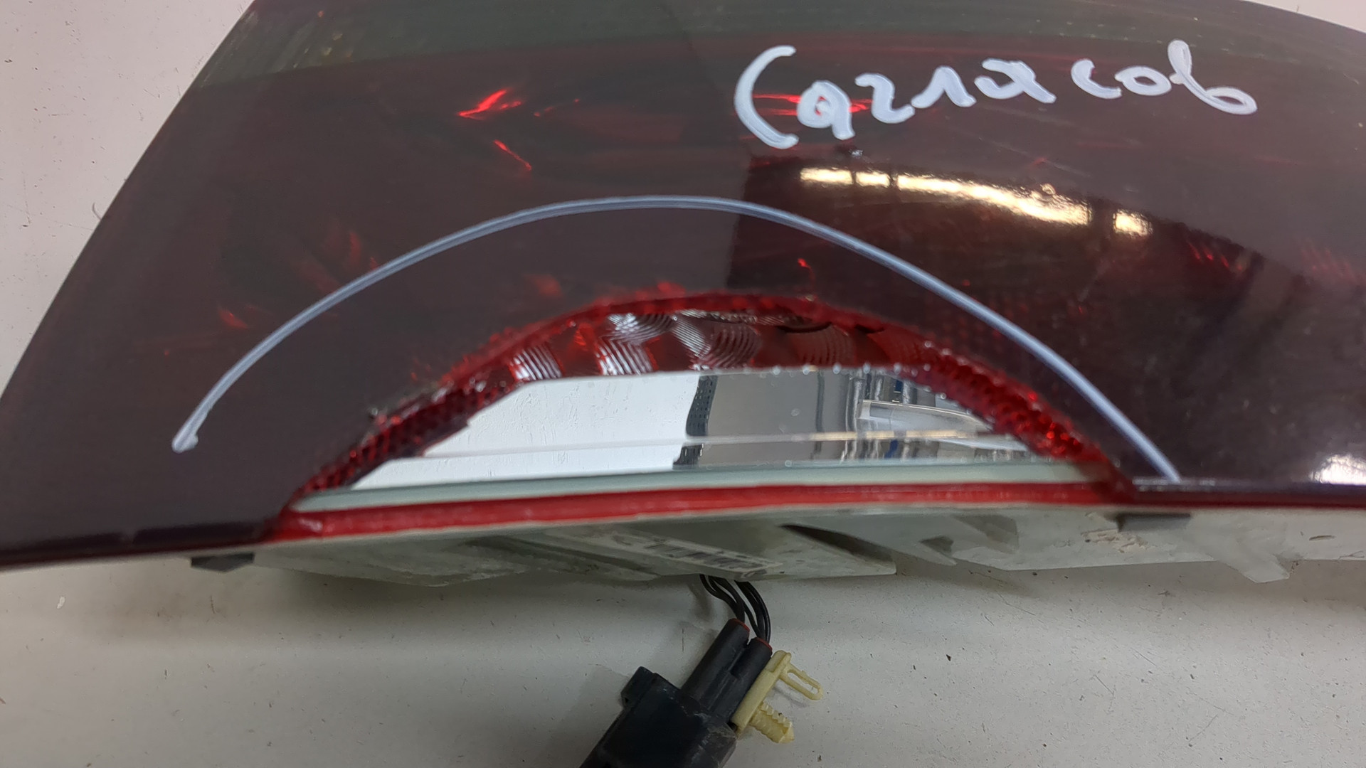 Фонарь задний правый