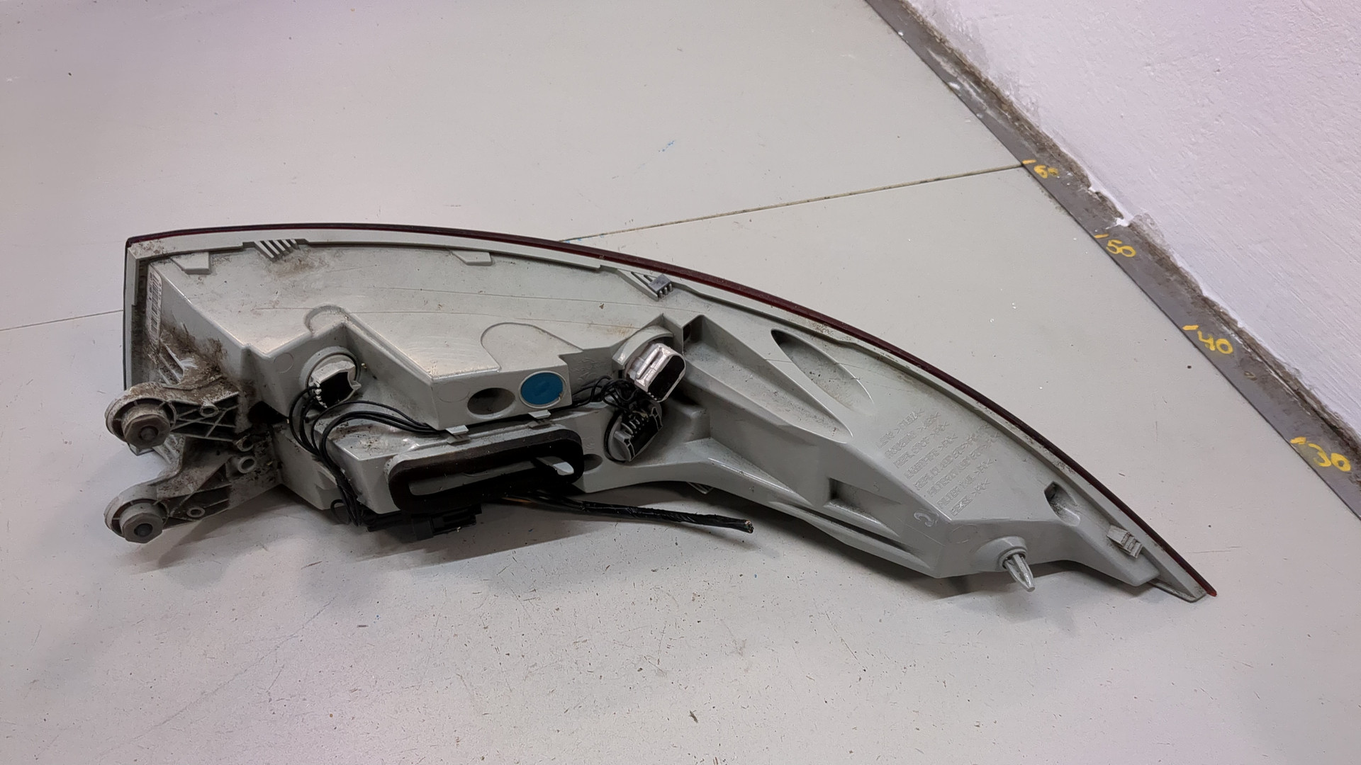 Фонарь задний левый