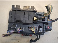 8l8t15604bk Блок предохранителей Ford Escape 2007-2012 20425780 #1