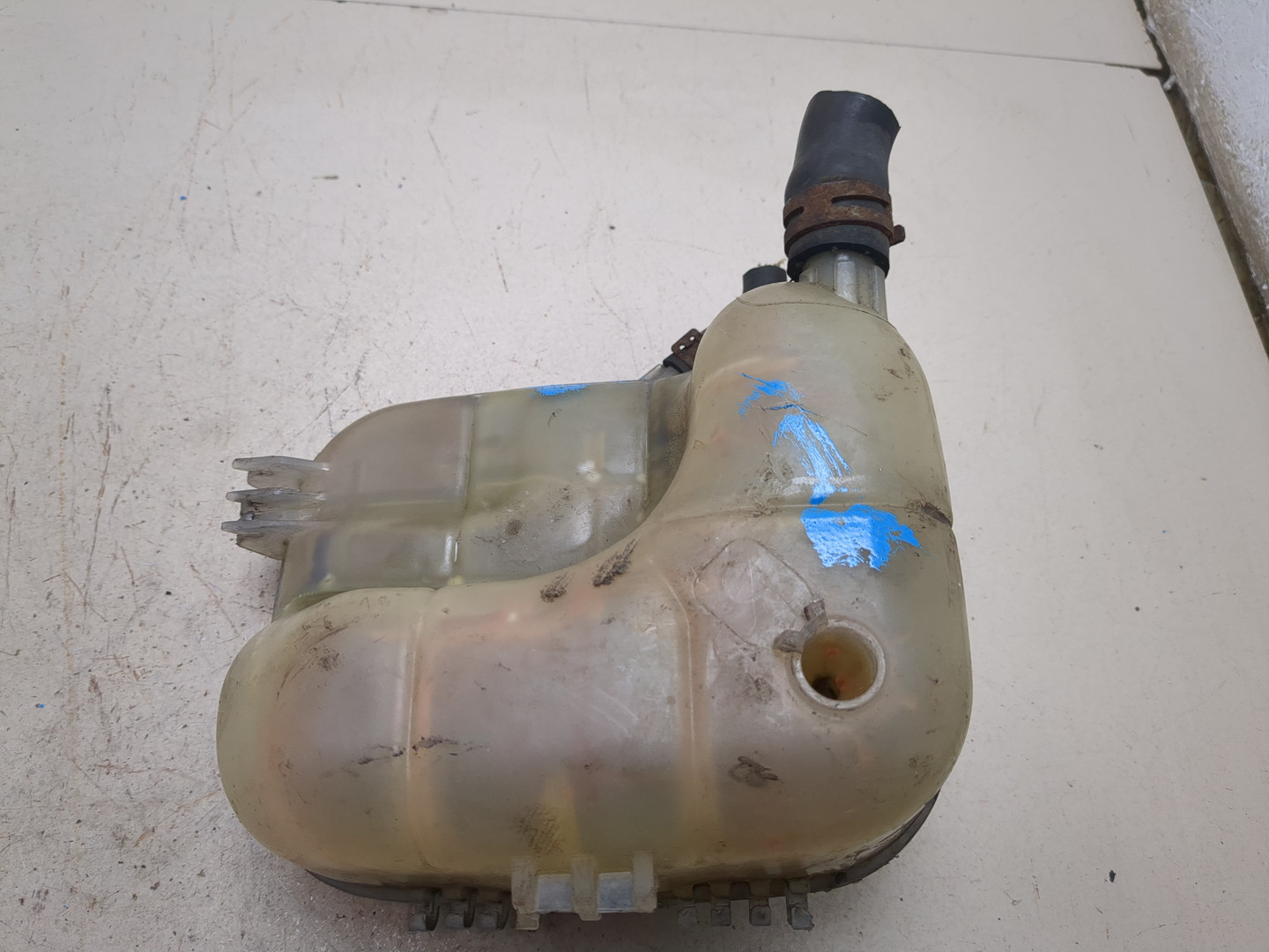 Бачок расширительный