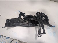 8T0805608B Кронштейн фары Audi A5 (8T) 2007-2016 20426930 #2