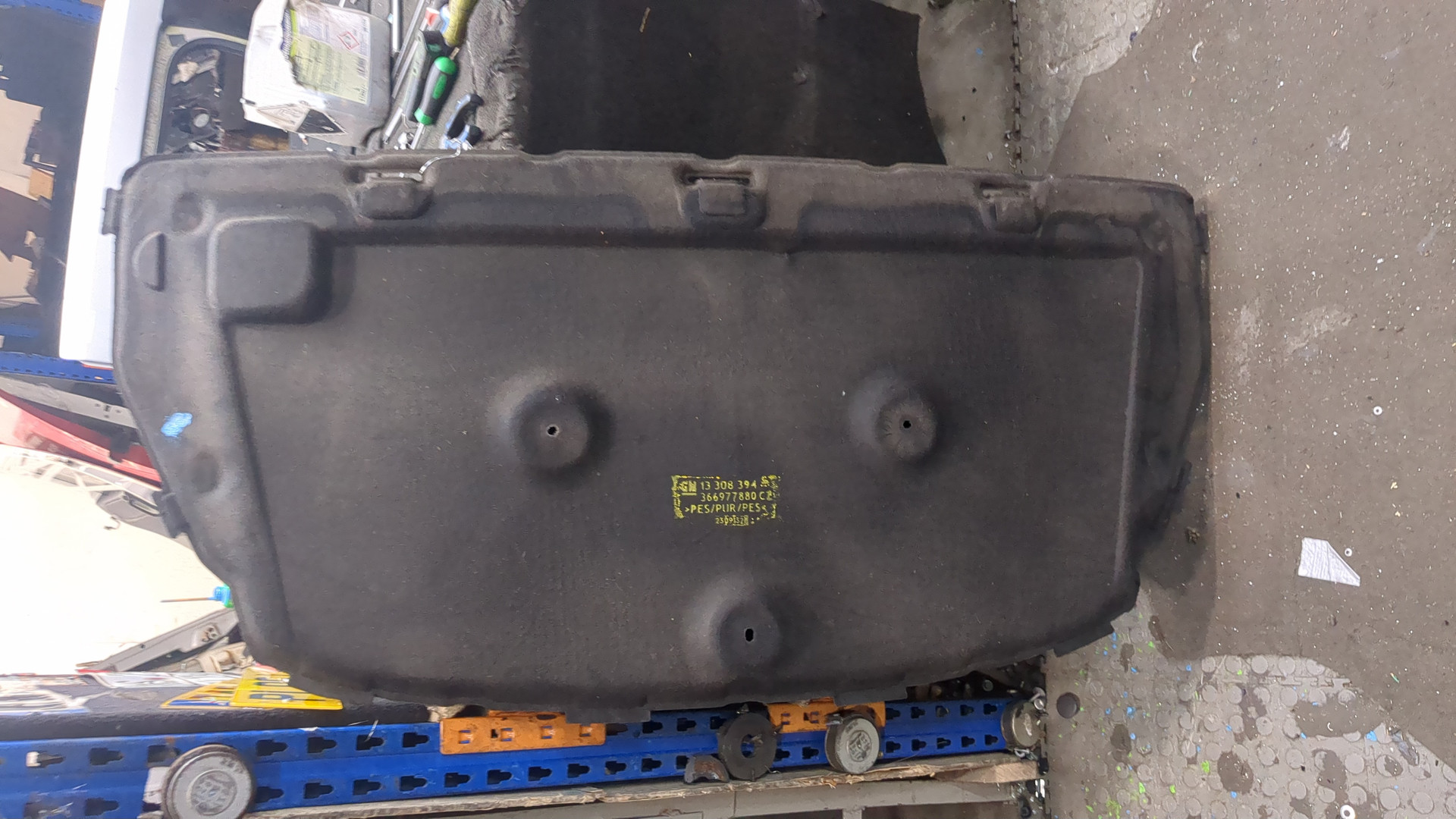 Шумоизоляция капота