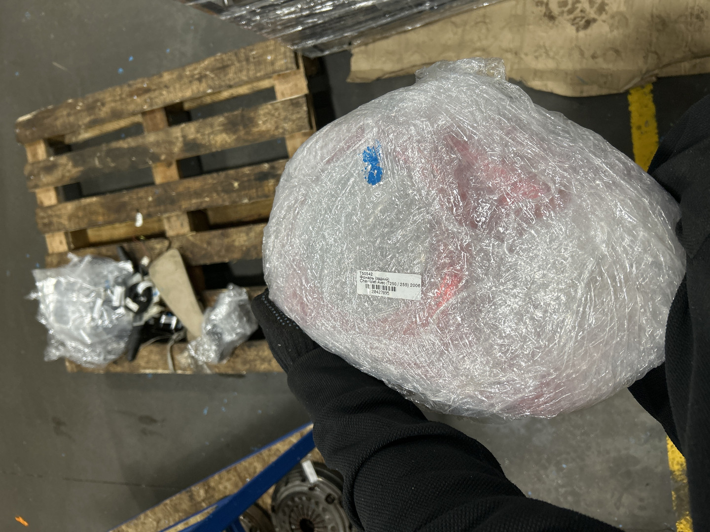 Фонарь задний левый