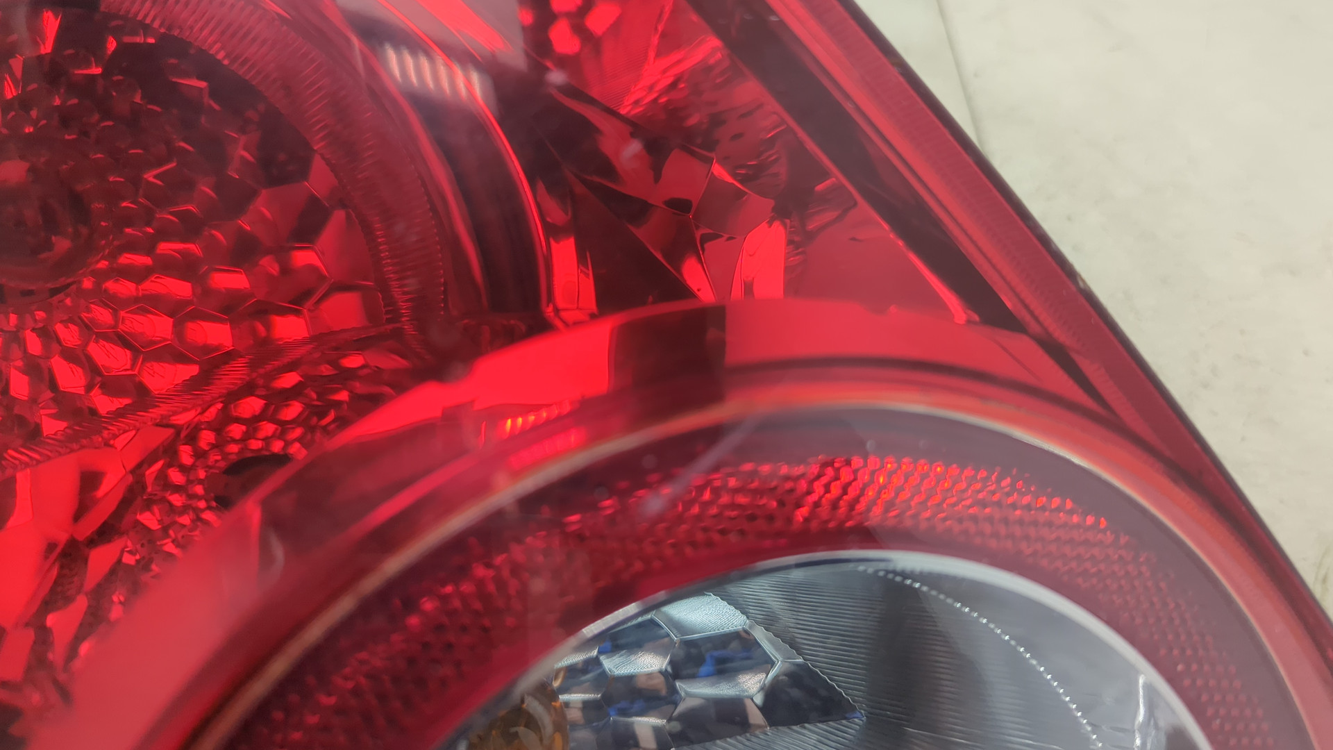 Фонарь задний левый